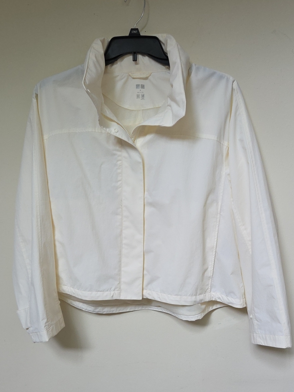 NWT Uniqlo Off-White Lightweight Rain Jacket